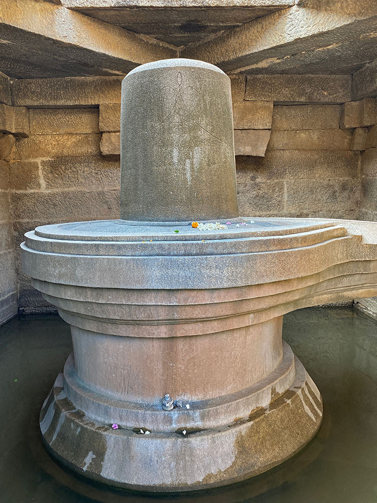 Shiva linga